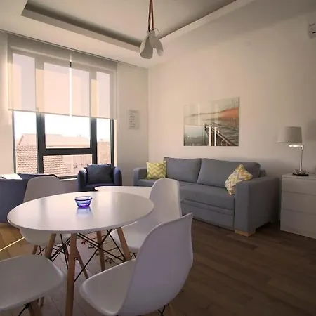 Park Residence 7 - 1 Bedroom & Parking At Tivat Center Esterno foto