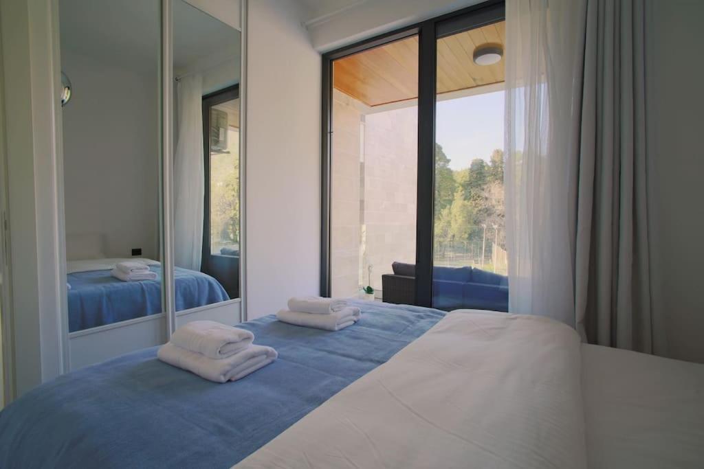 Apartman Park 7 - 1 Bedroom & Parking At Center